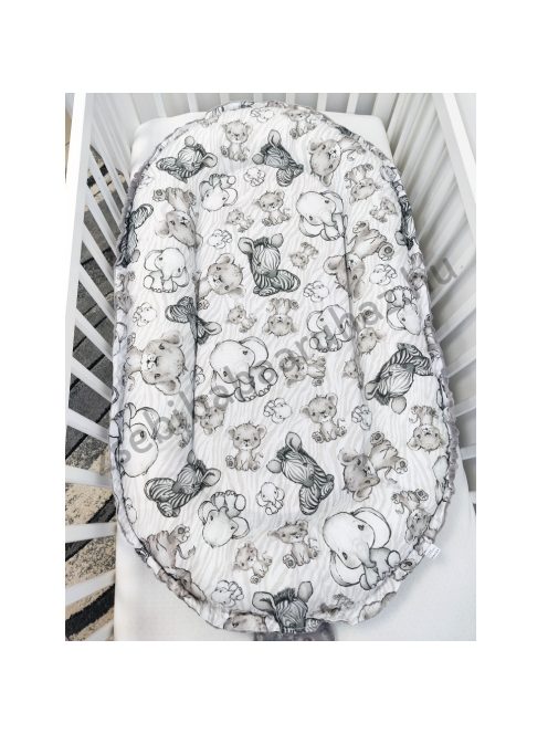 Deluxe Baby többfunkciós babafészek macipárnával - Minky grafitszürke - bébi szafari