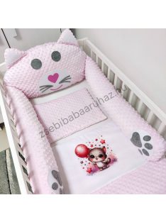   Deluxe Baby 3 részes babaágynemű garnitúra - takaró + párna + figurás rácsvédő - világos rózsaszín - cica léggömbökkel