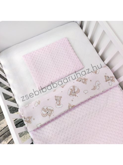 Deluxe Baby 3 részes babaágynemű garnitúra - takaró + párna + fonott rácsvédő - világos rózsaszín - felhőn alvó macikák