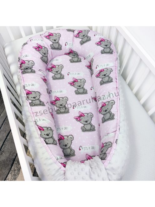 Harmony Baby babaágynemű garnitúra babafészekkel - 5 részes - Szürke - rózsaszín masnis maci