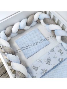   Deluxe Baby 3 részes babaágynemű garnitúra - takaró + párna + fonott rácsvédő - világoskék - felhőn alvó macikák