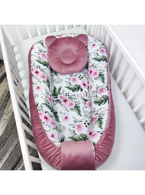 Harmony Baby babaágynemű garnitúra babafészekkel - 5 részes - Mályva bársony - rózsakert