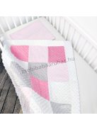 Deluxe Baby 3 részes babaágynemű garnitúra - takaró + párna + fonott rácsvédő - patchwork rózsaszín-szürke-fehér