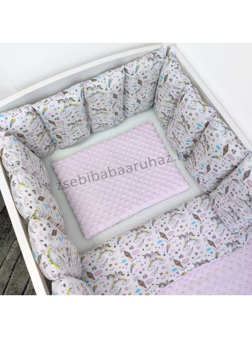 Deluxe Baby 3 részes babaágynemű garnitúra - takaró + párna + Softy rácsvédő - Minky világos rózsaszín - unikornis szivárványon 