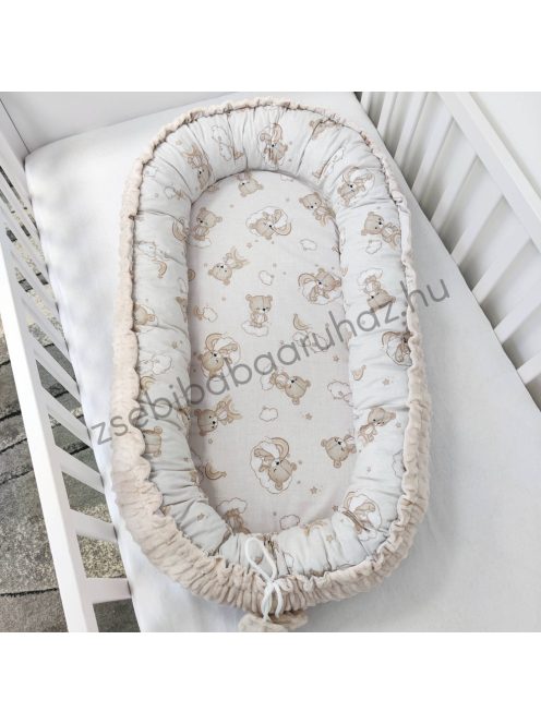 Deluxe Baby babaágynemű garnitúra babafészekkel - 5 részes - mogyoró - felhőn alvó macikák