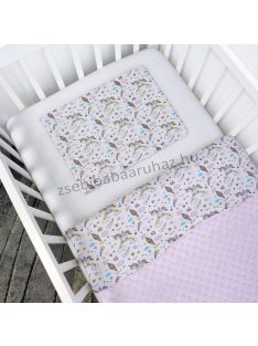   Deluxe Baby 2 részes babaágynemű garnitúra - takaró + párna - Minky világos rózsaszín - unikornis szivárványon