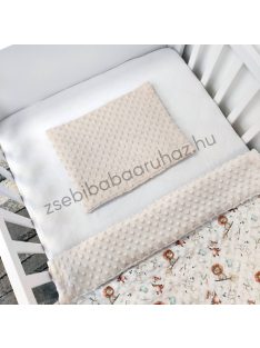   2 részes Minky babaágynemű garnitúra - takaró + párna - mogyoró - oroszlánok