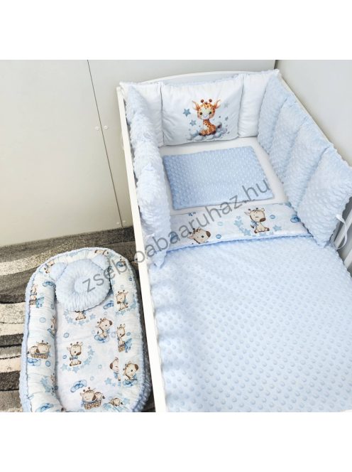 Deluxe Baby babaágynemű garnitúra Extra párnás rácsvédővel - Dreamland Collection - világoskék bébi zsiráf