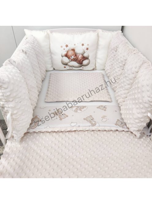 Deluxe Baby babaágynemű garnitúra babafészekkel, Extra párnás rácsvédővel - Dreamland Collection - mogyoró alvó maci
