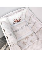 Deluxe Baby babaágynemű garnitúra babafészekkel, Extra párnás rácsvédővel - Dreamland Collection - mogyoró alvó maci
