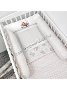 Deluxe Baby babaágynemű garnitúra babafészekkel, hengerpárnás rácsvédővel - mogyoró alvó maci