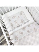 Deluxe Baby babaágynemű garnitúra babafészekkel, hengerpárnás rácsvédővel - mogyoró alvó maci
