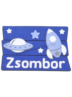   Névtábla falidekoráció Zsombor névvel - Űrhajós - KIFUTÓ