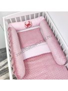 Deluxe Baby babaágynemű garnitúra babafészekkel, hengerpárnás rácsvédővel - mályvarózsa - rózsaszín pillangók