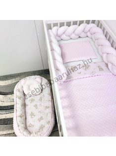   Deluxe Baby babaágynemű garnitúra babafészekkel - 6 részes - rózsaszín - felhőn alvó macikák