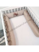 Deluxe Baby babaágynemű garnitúra babafészekkel, hengerpárnás rácsvédővel - cappuccino alvó maci