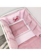 Deluxe Baby Minky babaágynemű garnitúra babafészekkel, Extra párnás rácsvédővel - Dreamland Collection - mályvarózsa - rózsaszín pillangók