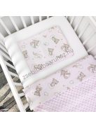 Deluxe Baby babaágynemű garnitúra hengerpárnás rácsvédővel - rózsaszín alvó maci