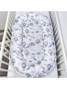 Deluxe Baby többfunkciós babafészek macipárnával - Minky világoskék - hőlégballonok