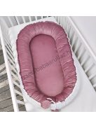 Deluxe Baby babaágynemű garnitúra babafészekkel,  párnás rácsvédővel - mályva bársony - vidám bébi őzike