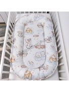 Deluxe Baby babaágynemű garnitúra babafészekkel - 5 részes - Mogyoró - felhőn alvó állatok I.