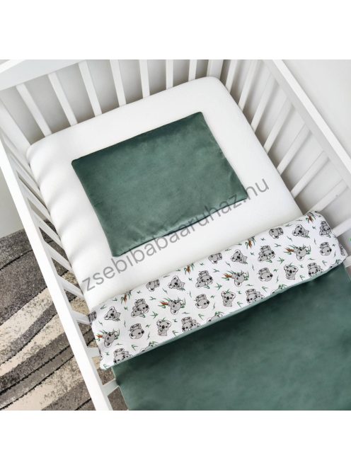 Deluxe Baby 2 részes babaágynemű garnitúra - takaró + párna - zöld bársony - koalák