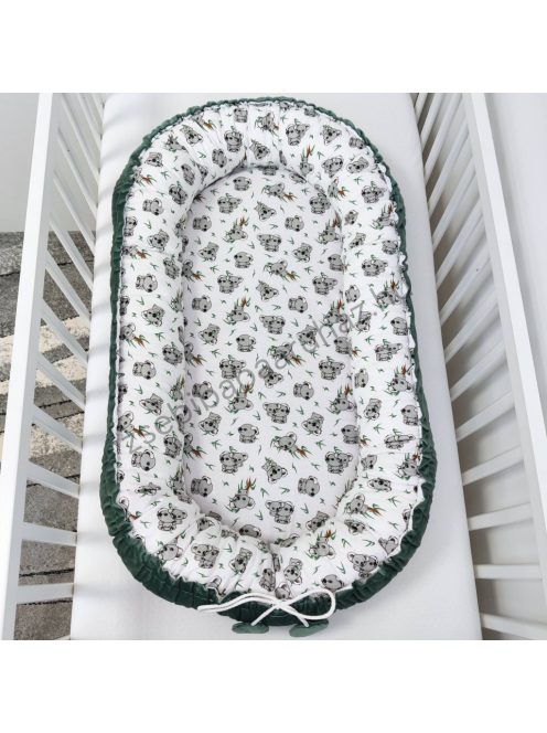 Deluxe Baby többfunkciós babafészek macipárnával - zöld bársony - koalák