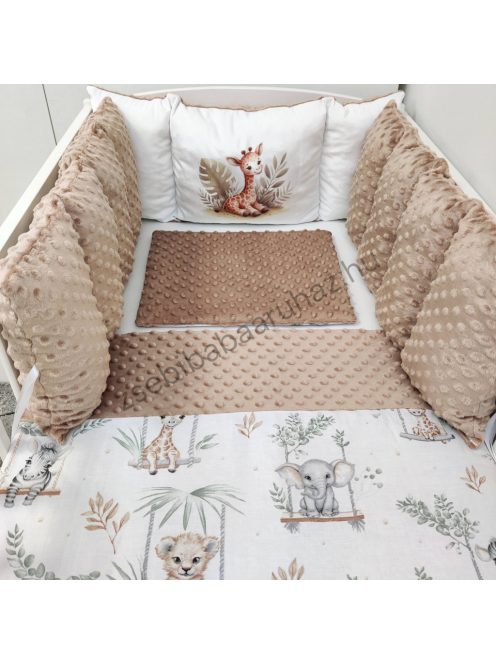 Deluxe Baby babaágynemű garnitúra Extra párnás rácsvédővel - Dreamland Collection - cappuccino szavanna zsiráf